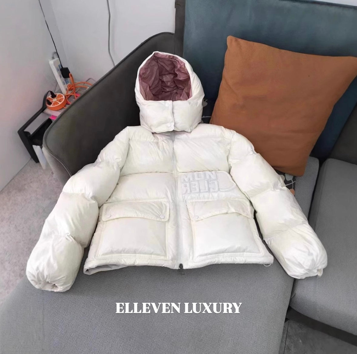 M_NCLR COAT WHITE